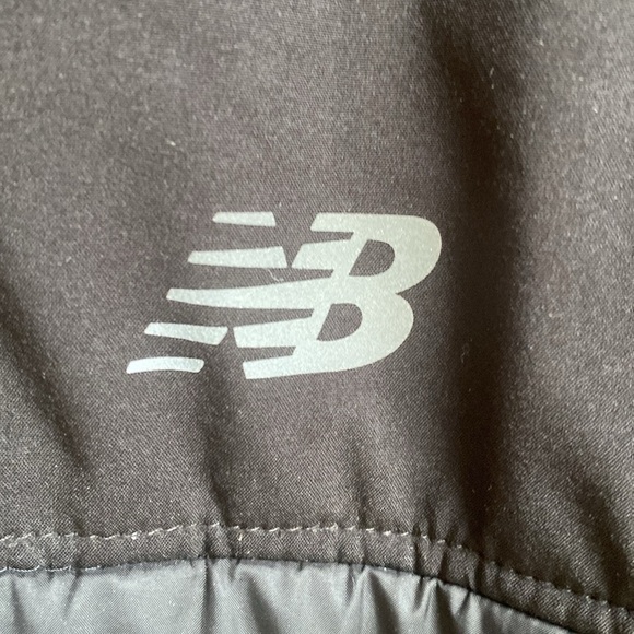 New Balance Puffer Jacket - Picture 2 of 11